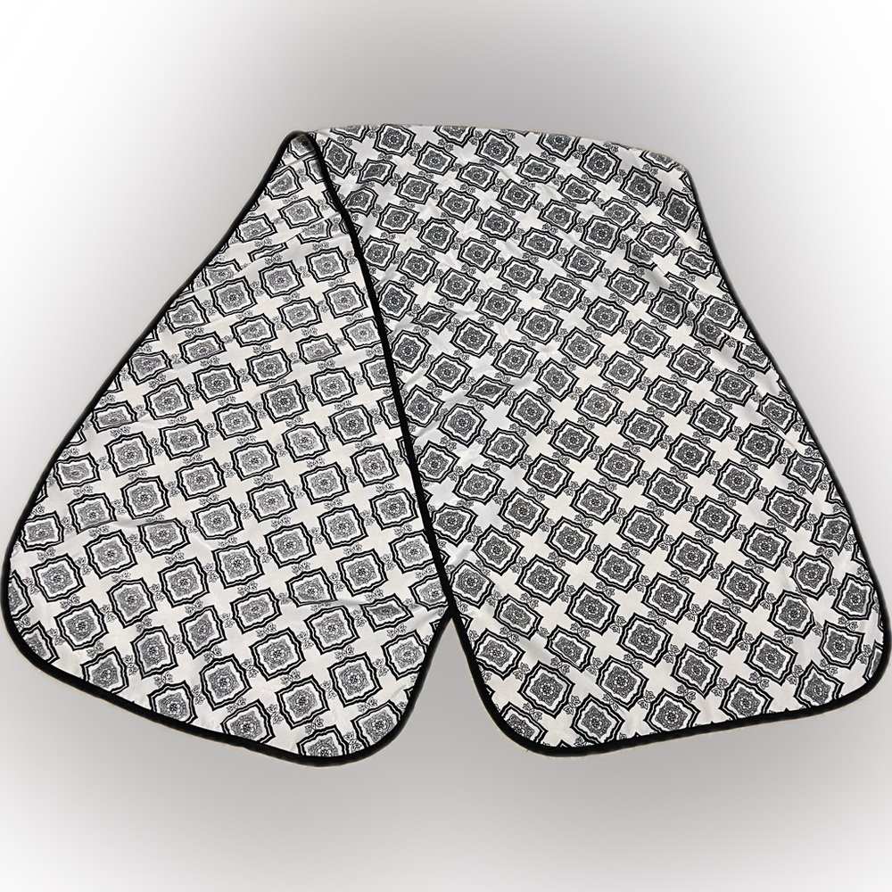 🍄Vintage Patterned Black White Women’s Scarf Shawl Necktie Headscarf